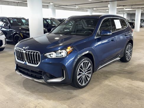 Used 2025 BMW X1 xDrive28i w/ Technology Package AWD/4WD image 4