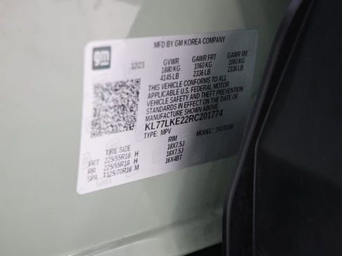 Used 2024 Chevrolet Trax ACTIV w/ Sunroof Package image 42