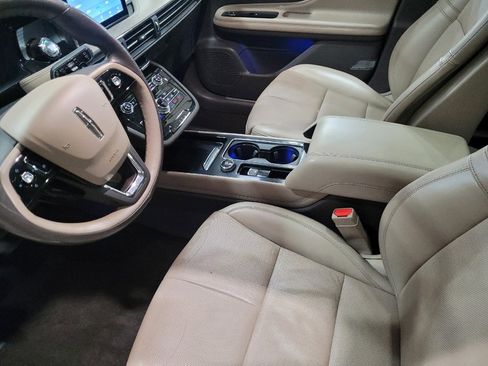 Used 2022 Lincoln Corsair w/ Premium Package image 26