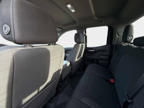 Used 2024 Chevrolet Silverado 1500 Custom image 18