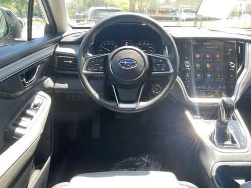 Used 2025 Subaru Outback Premium w/ Popular Package #1 AWD/4WD image 8