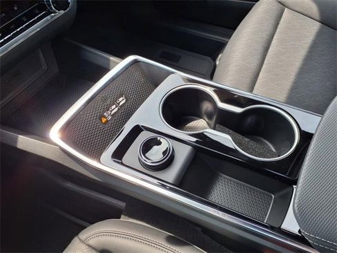 New 2026 Chevrolet Equinox LT w/ Convenience Package II image 19