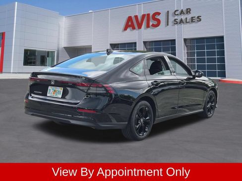 Used 2025 Honda Accord SE image 6