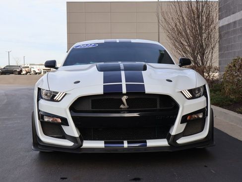Used 2022 Ford Mustang Shelby GT500 w/ Technology Package RWD image 2