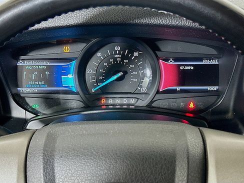 Used 2017 Ford Expedition Limited w/ Equipment Group 301A AWD/4WD image 13