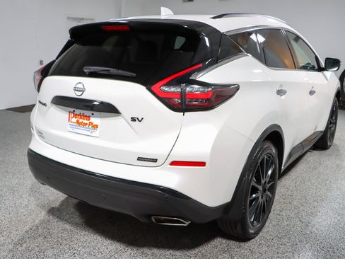 Used 2023 Nissan Murano SV w/ SV Midnight Edition Package FWD image 7