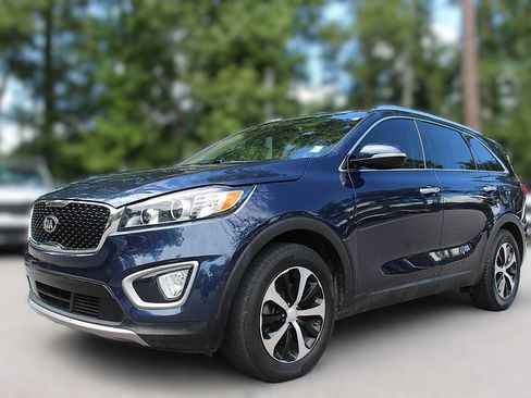 Used 2018 Kia Sorento EX w/ EX Advanced Touring Package FWD image 3