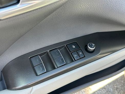 Used 2024 Toyota Camry XSE FWD image 15