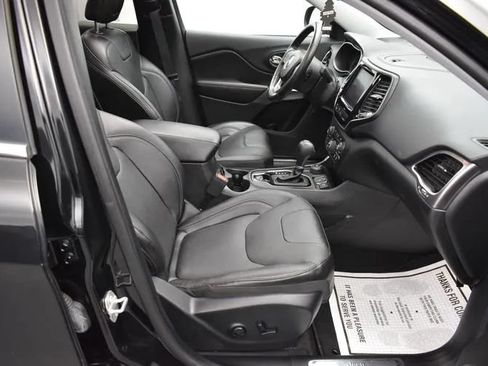 Used 2020 Jeep Cherokee Limited AWD/4WD image 16