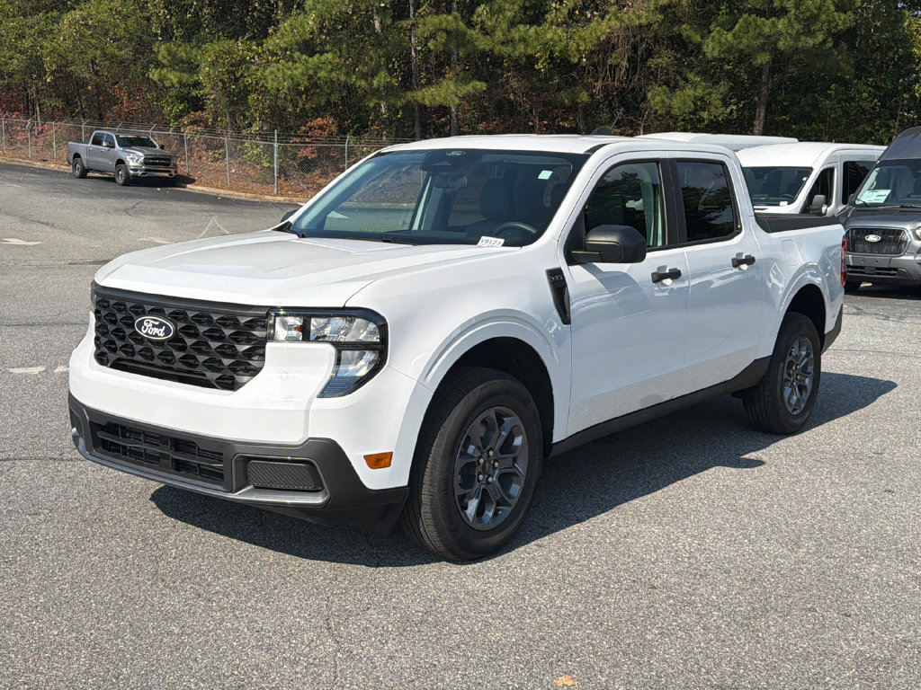 Used 2026 Ford Maverick XLT FWD image 3