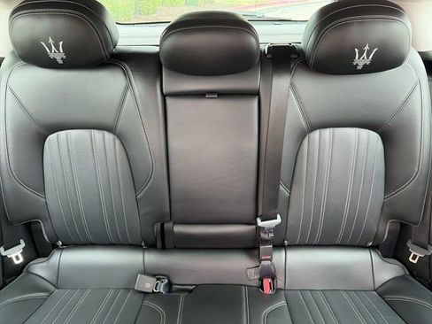 Used 2022 Maserati Levante Modena AWD/4WD image 26