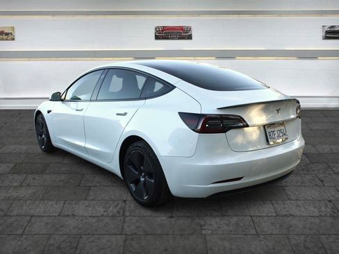 Used 2021 Tesla Model 3 Standard Range Plus RWD image 7