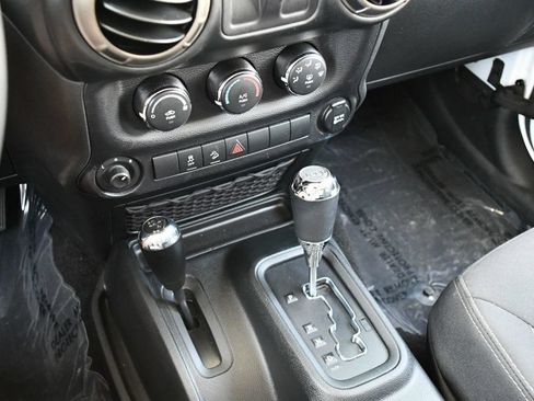 Used 2018 Jeep Wrangler Sport AWD/4WD image 52