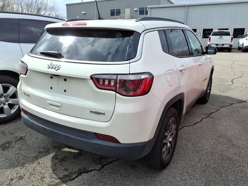 Used 2018 Jeep Compass Latitude w/ Popular Equipment Group image 5