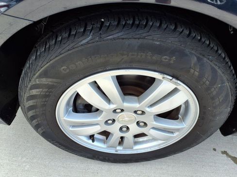 Used 2015 Chevrolet Sonic LT image 5