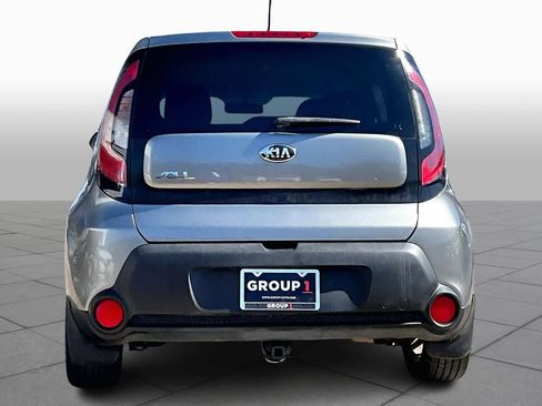Used 2015 Kia Soul + image 5
