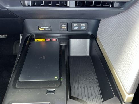 New 2026 Toyota Camry SE w/ Multimedia Upgrade Package AWD/4WD image 22