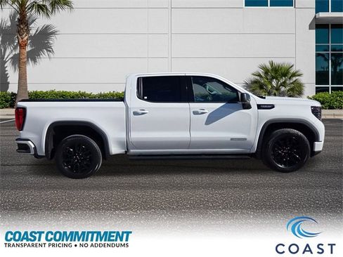Used 2022 GMC Sierra 1500 Elevation image 5