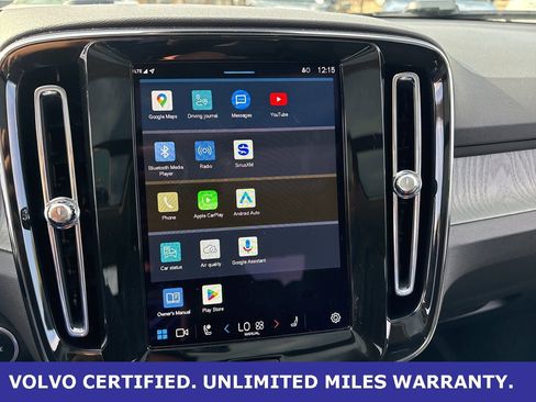 Certified 2025 Volvo XC40 B5 Plus image 19