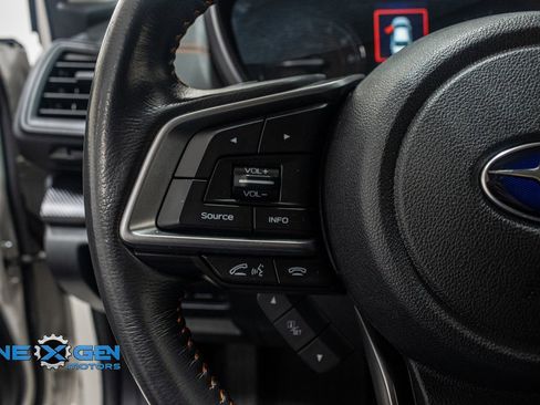 Used 2020 Subaru Crosstrek 2.0i Premium w/ Moonroof Package 2 image 16