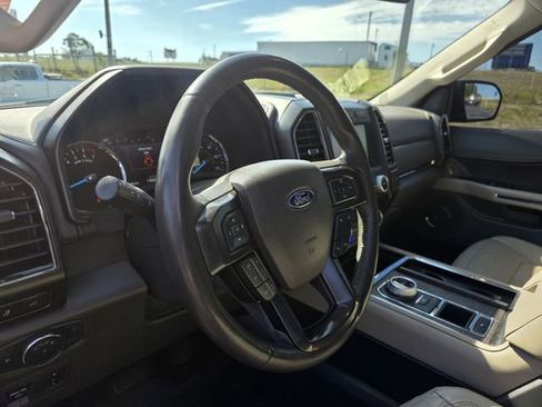 Used 2021 Ford Expedition Max Limited RWD image 11