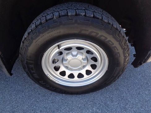 Used 2019 Chevrolet Silverado 1500 W/T w/ Trailering Package AWD/4WD image 32