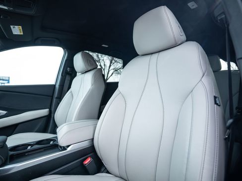 Certified 2025 Acura RDX SH-AWD image 7