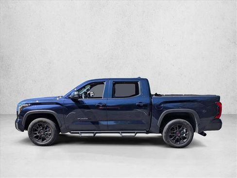 Used 2025 Toyota Tundra SR5 w/ SR5 Premium Package AWD/4WD image 9