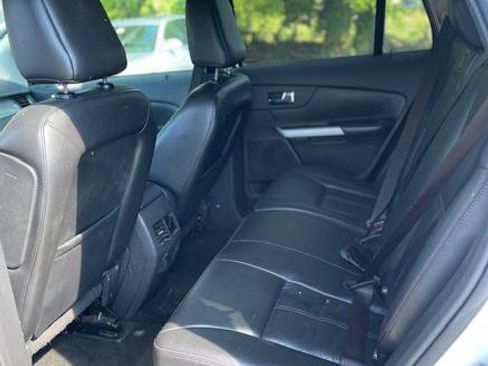 Used 2011 Ford Edge SEL w/ 202A Rapid Spec Order Code AWD/4WD image 8