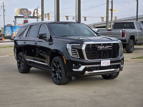 New 2026 GMC Yukon Denali w/ Denali Reserve Package image 3