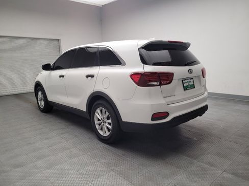 Used 2019 Kia Sorento FWD image 5
