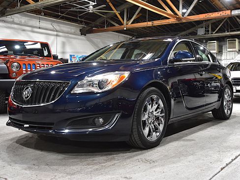 Used 2016 Buick Regal image 6