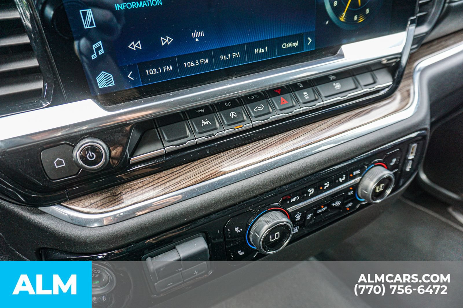 Used 2025 Chevrolet Silverado 1500 LT RWD image 42
