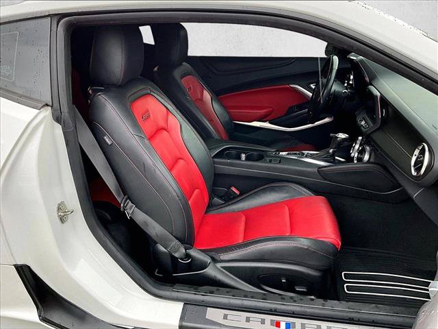 Used 2023 Chevrolet Camaro SS RWD image 9