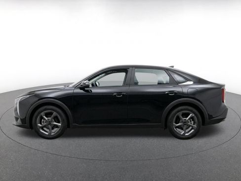 Used 2026 Kia K4 FWD image 4