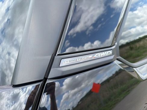 Used 2025 Subaru Forester Premium image 4