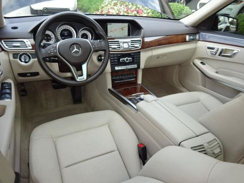 Used 2014 Mercedes-Benz E 350 Sedan image 6