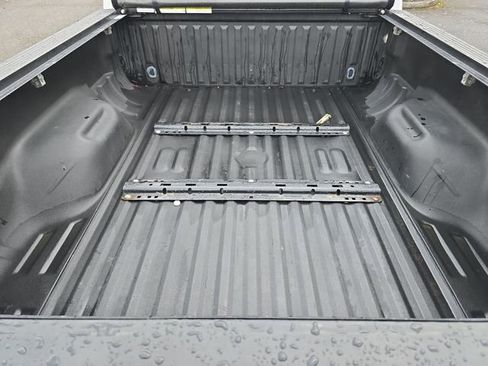 Used 2015 Ford F250 Lariat w/ Camper Package image 26