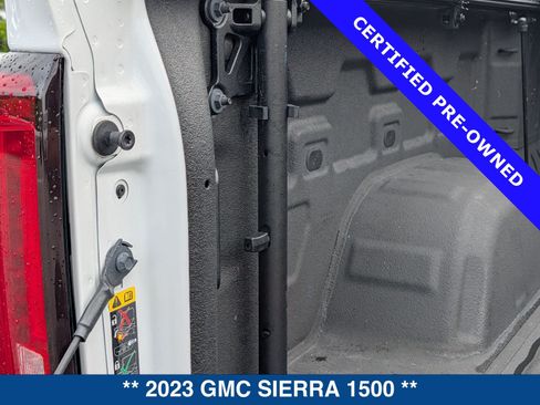Used 2023 GMC Sierra 1500 AT4 w/ Technology Package AWD/4WD image 21
