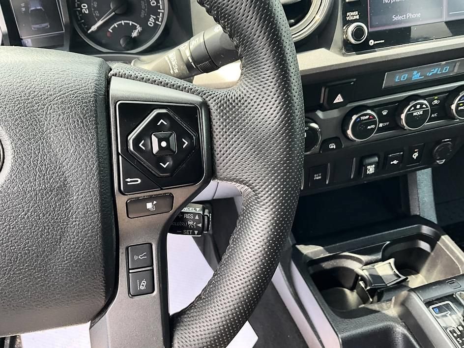 Used 2023 Toyota Tacoma TRD Off-Road AWD/4WD image 30