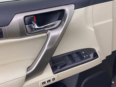 Used 2020 Lexus GX 460 Premium image 25