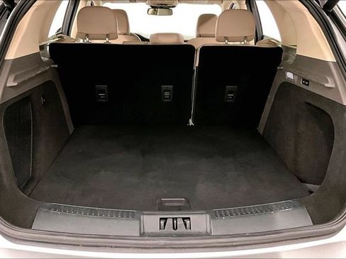 Used 2022 Lincoln Corsair FWD w/ Premium Package image 41