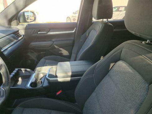 Used 2025 GMC Terrain Elevation image 7