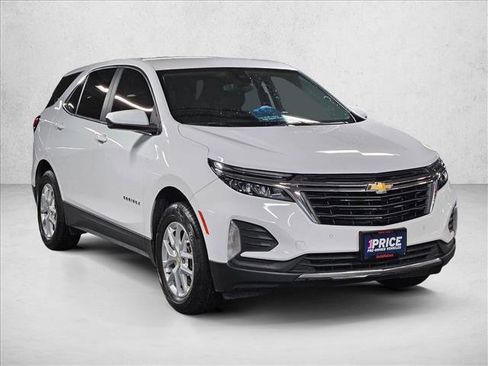 Used 2022 Chevrolet Equinox LT image 3
