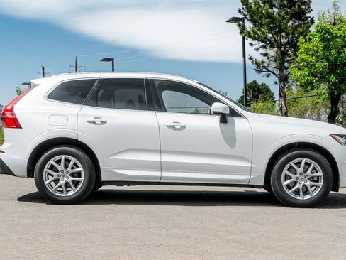 Used 2021 Volvo XC60 T5 Momentum AWD/4WD image 5