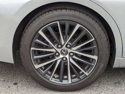 Certified 2022 Lexus ES 350 w/ Premium Package image 10