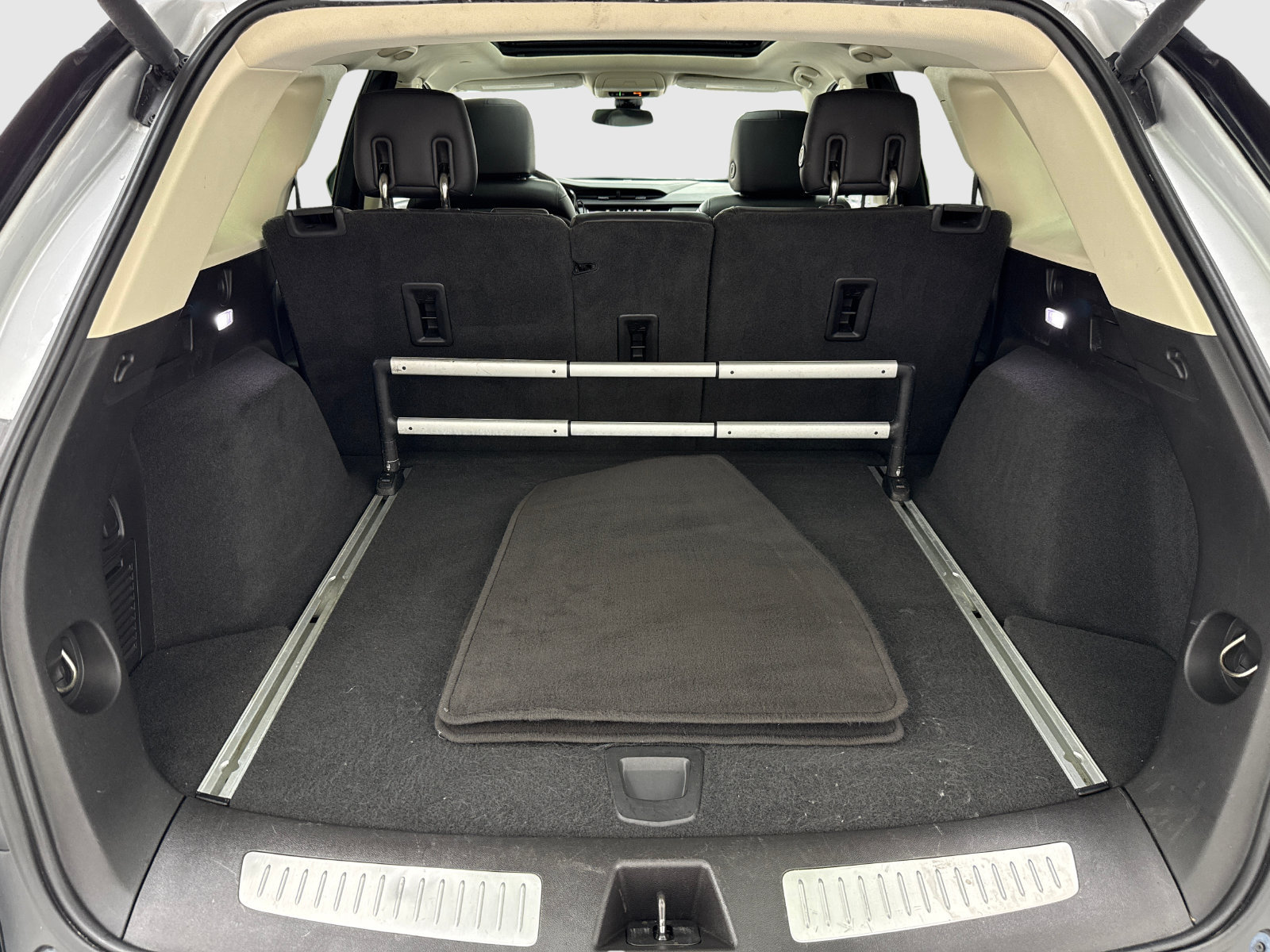 Used 2019 Cadillac XT5 Premium Luxury AWD/4WD image 46