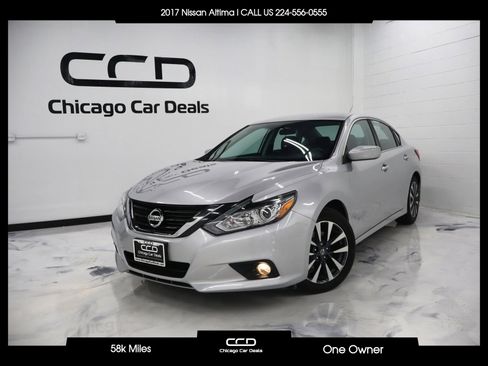 Used 2017 Nissan Altima 2.5 SV image 1
