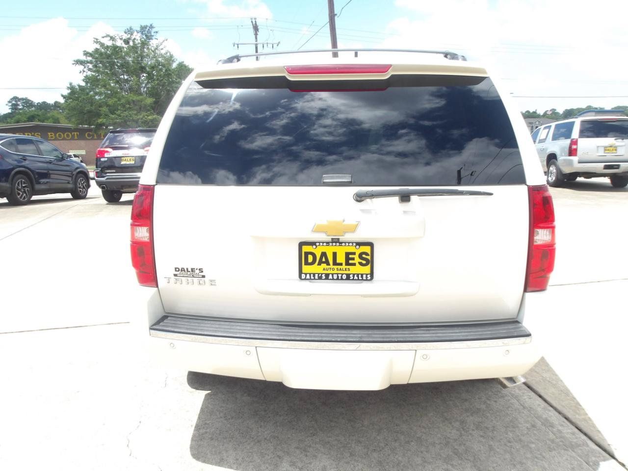 Used 2013 Chevrolet Tahoe LTZ RWD image 12
