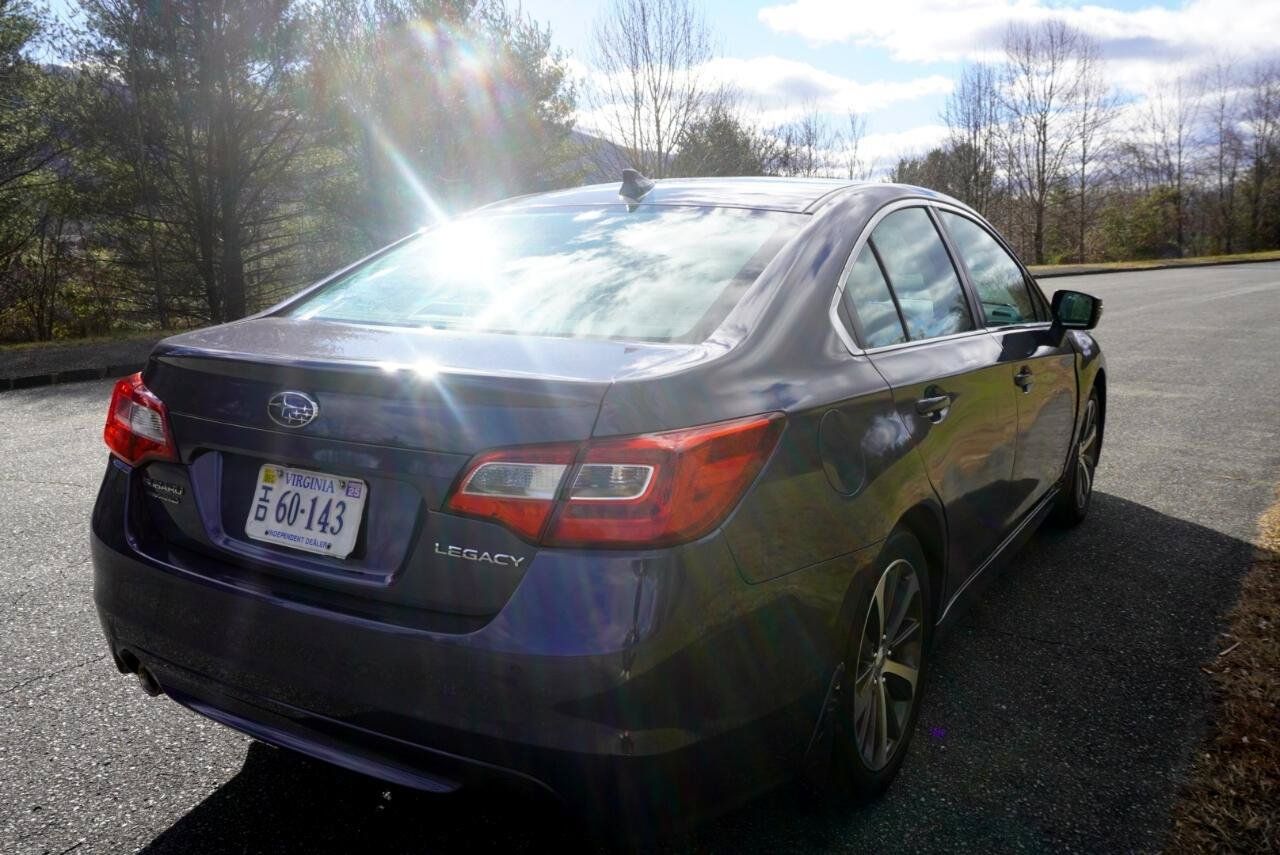 Used 2017 Subaru Legacy 2.5i Limited AWD/4WD image 7